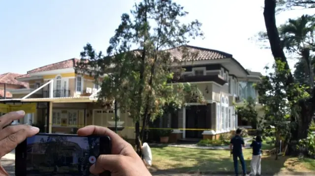 Foto Keluarga Jampidsus di Sentul Viral, Polisi Berikan Penjelasan