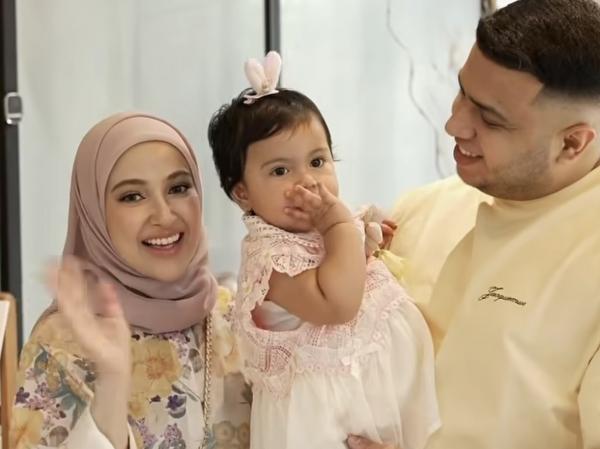 Keluarga Yislam Jaidi dan Miskah Shafa Rayakan Kelahiran Anak Kedua Laki-Laki